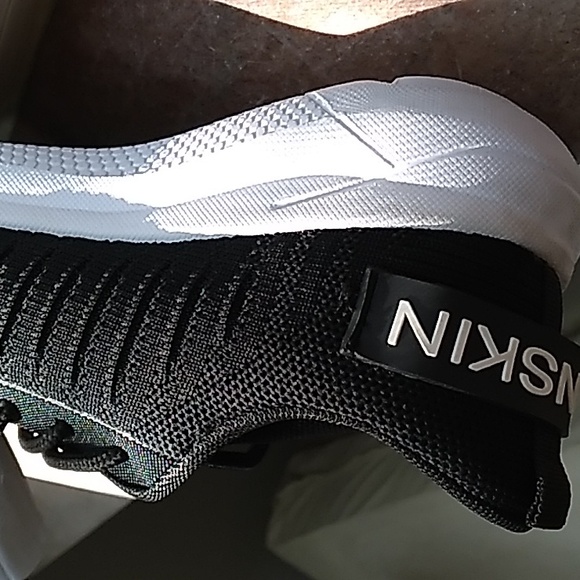 Danskin Ultra Light Cusion Comfort Sneakers 7 - Picture 12 of 16